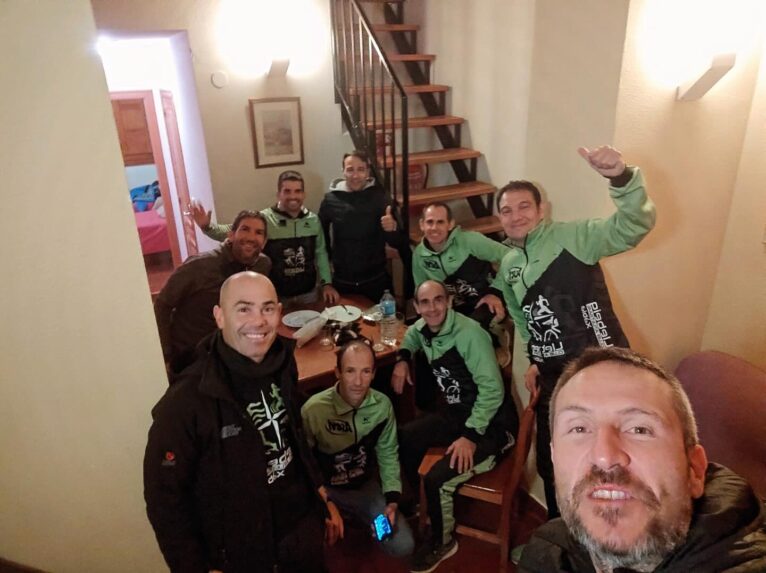 Atletas del llebeig que participaron en el Trail