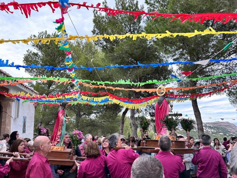 Procesión en la ermita de Santa Lucía