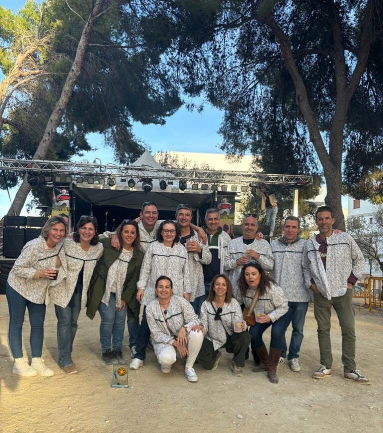 Penya El Cabasset ganadora del Concurso de paellas Mig Any Fogueres