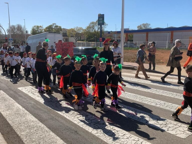 Carnaval Colegio Trenc d'Alba 2024 - Al ritme de la música (15)