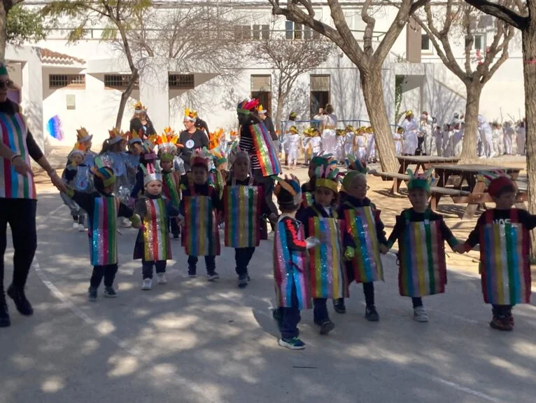 Carnaval escolar Xàbia - CEIP Graüll con la temática Olimpiadas | Foto S.P.