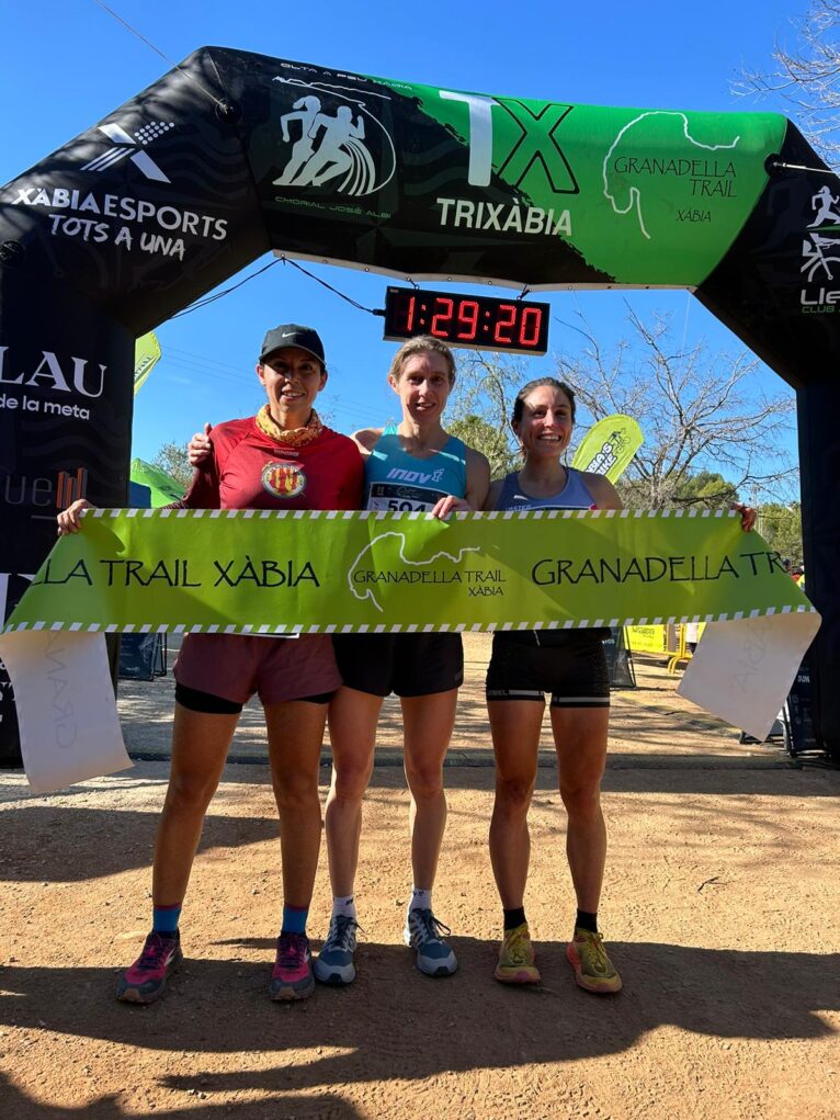 Podio femenino 14km Granadella Trail Xàbia