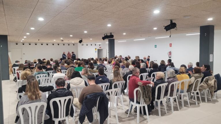 Reunión de cargos de los 75 años de fogueres