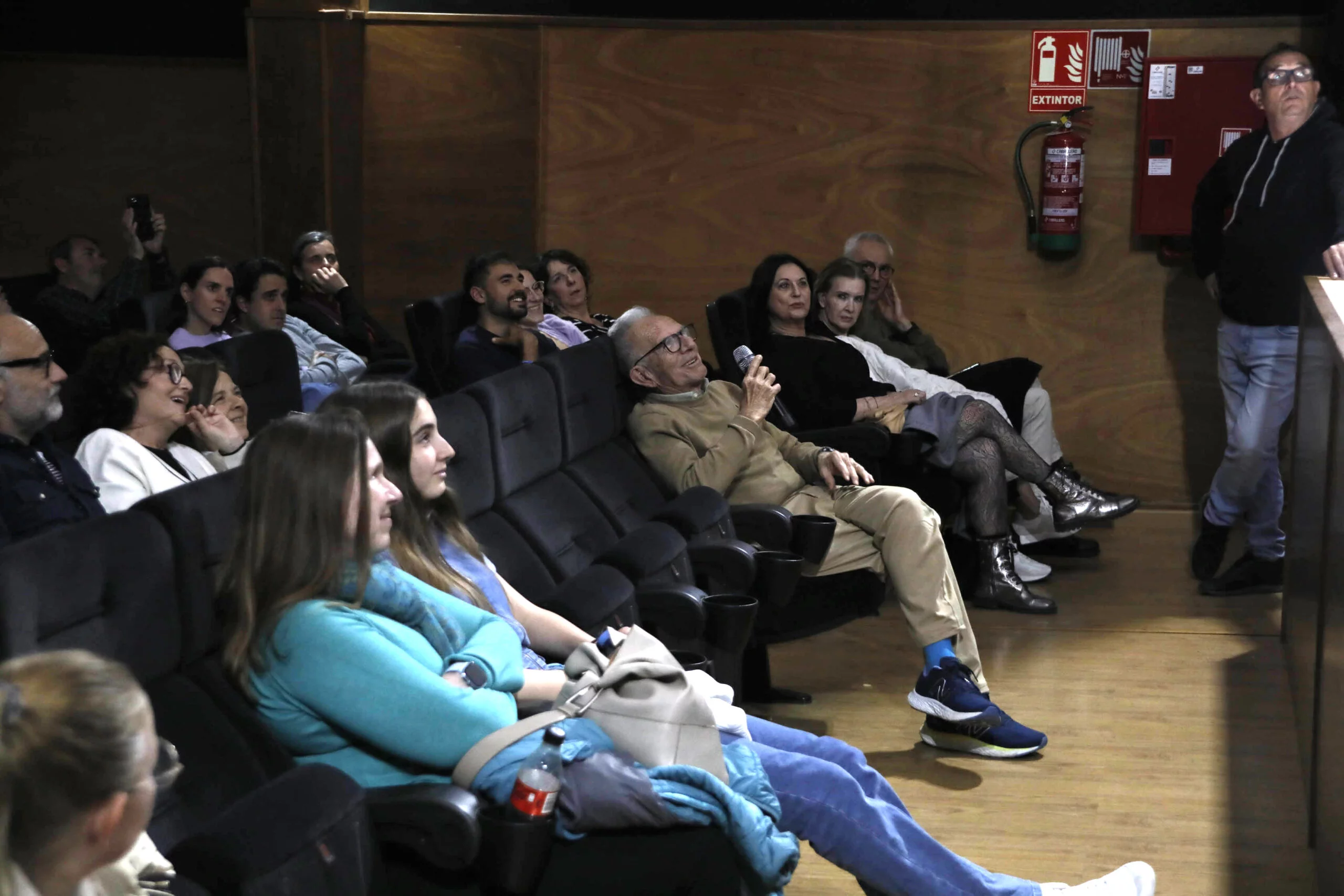 Preestreno y coloquio en el Cine Jayan de ‘Pájaros’ (11)