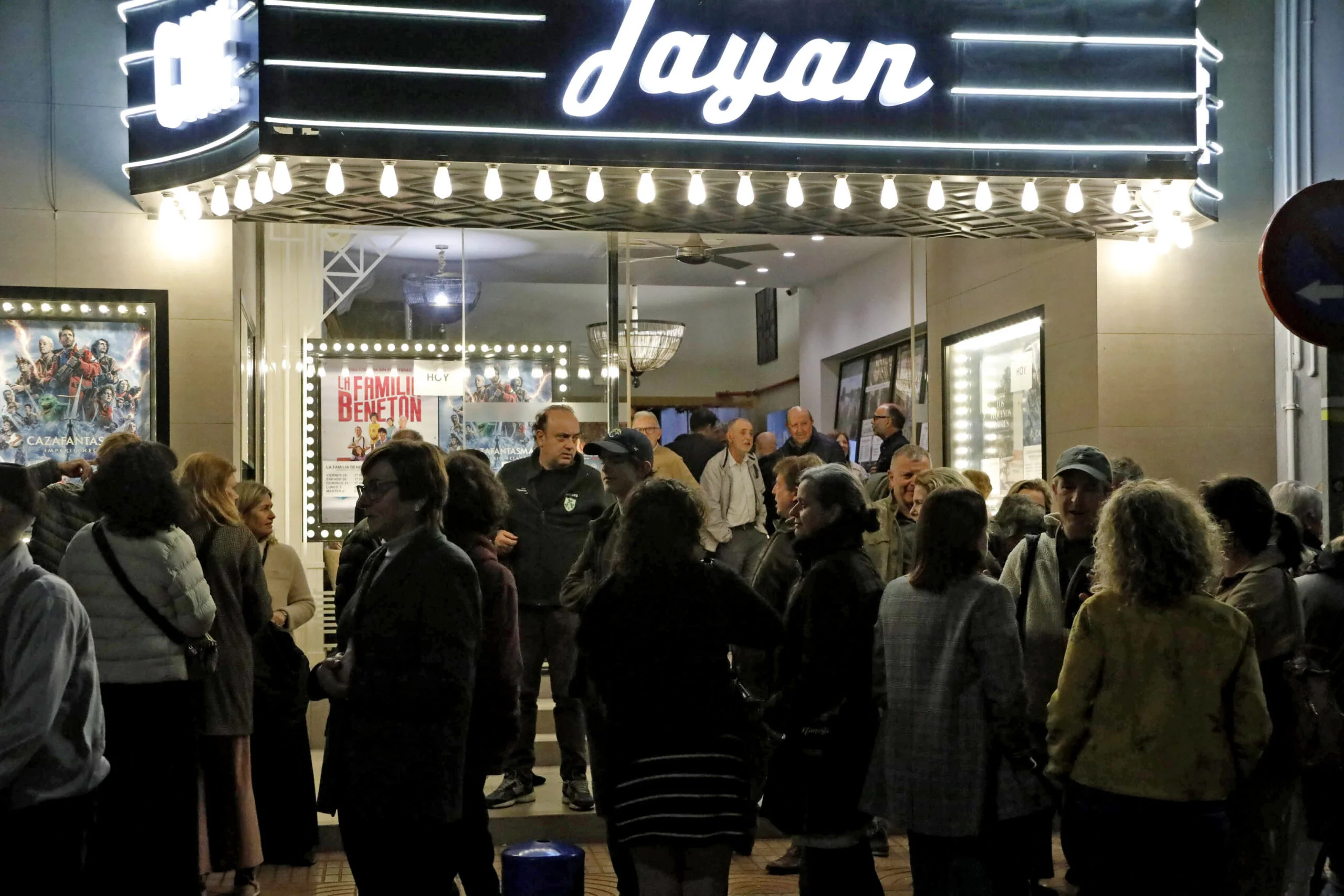 Preestreno y coloquio en el Cine Jayan de ‘Pájaros’ (21)