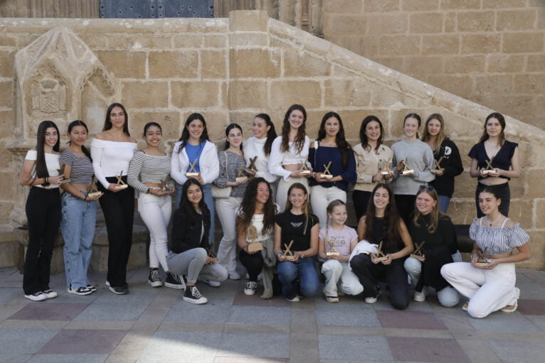 Reconocimiento a las bailarinas de Xàbia