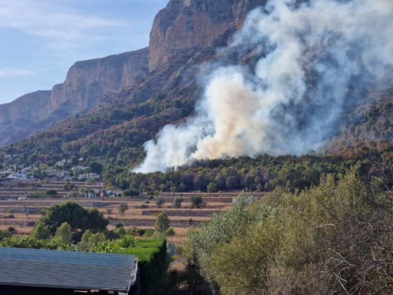 Incendio en el Montgó de Xàbia (2)