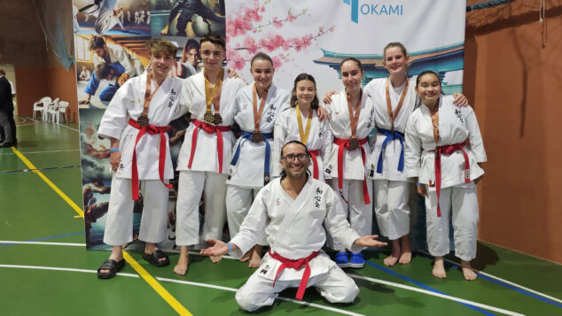 Imagen: Medallistas del Club de Karate Washinkai de Xàbia