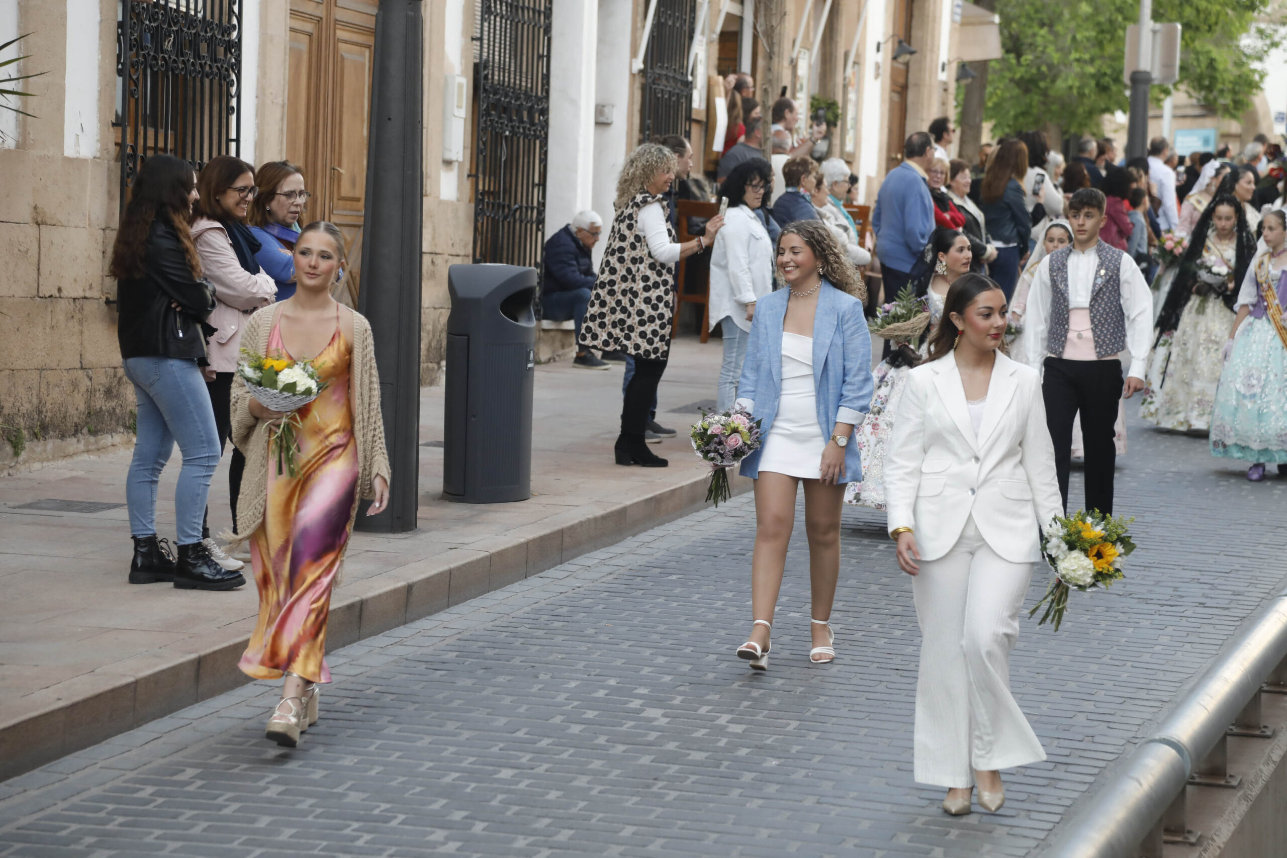 Ofrenda de flores a Jesús Nazareno (21)