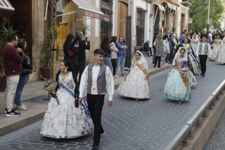 Ofrenda de flores a Jesús Nazareno (23)