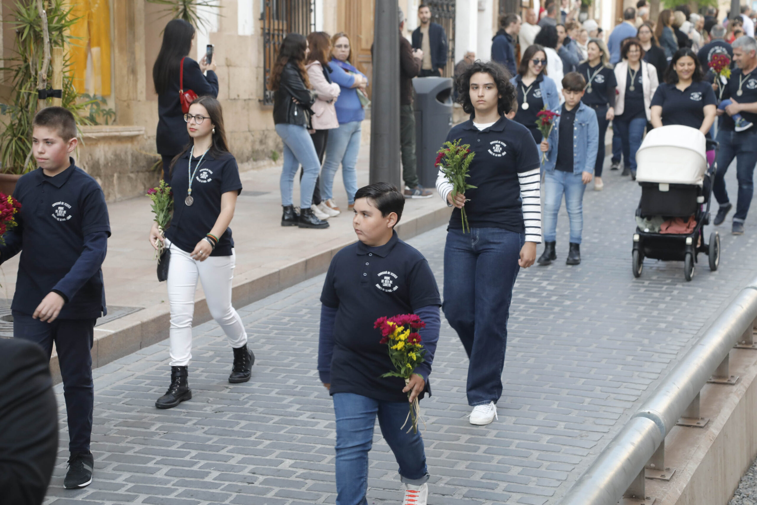 Ofrenda de flores a Jesús Nazareno (29)