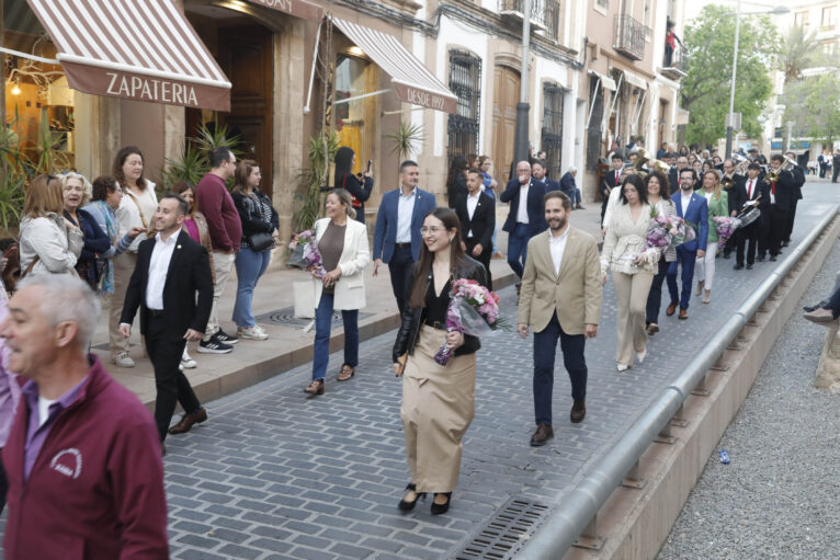 Ofrenda de flores a Jesús Nazareno (37)