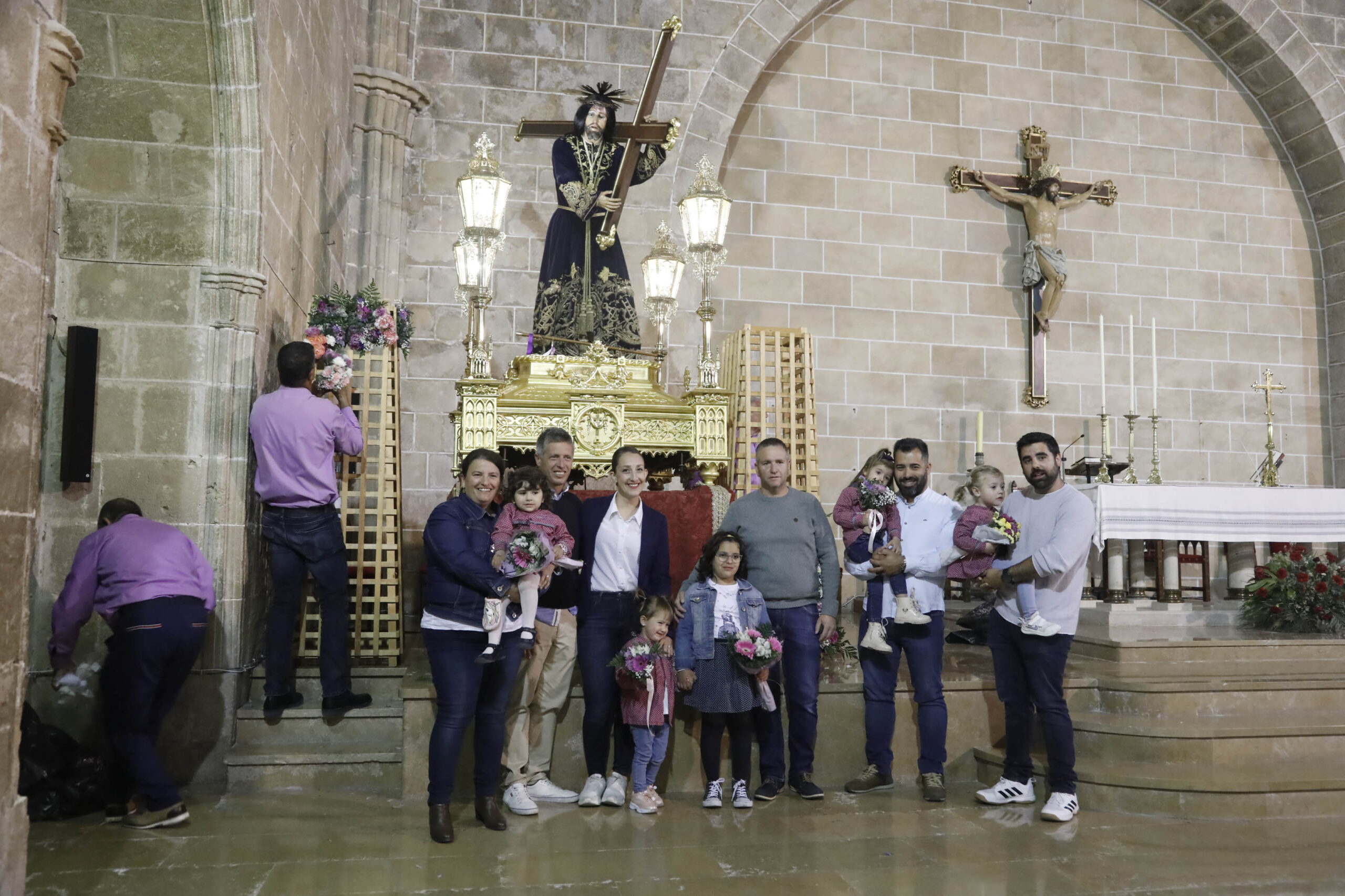 Ofrenda de flores a Jesús Nazareno (43)