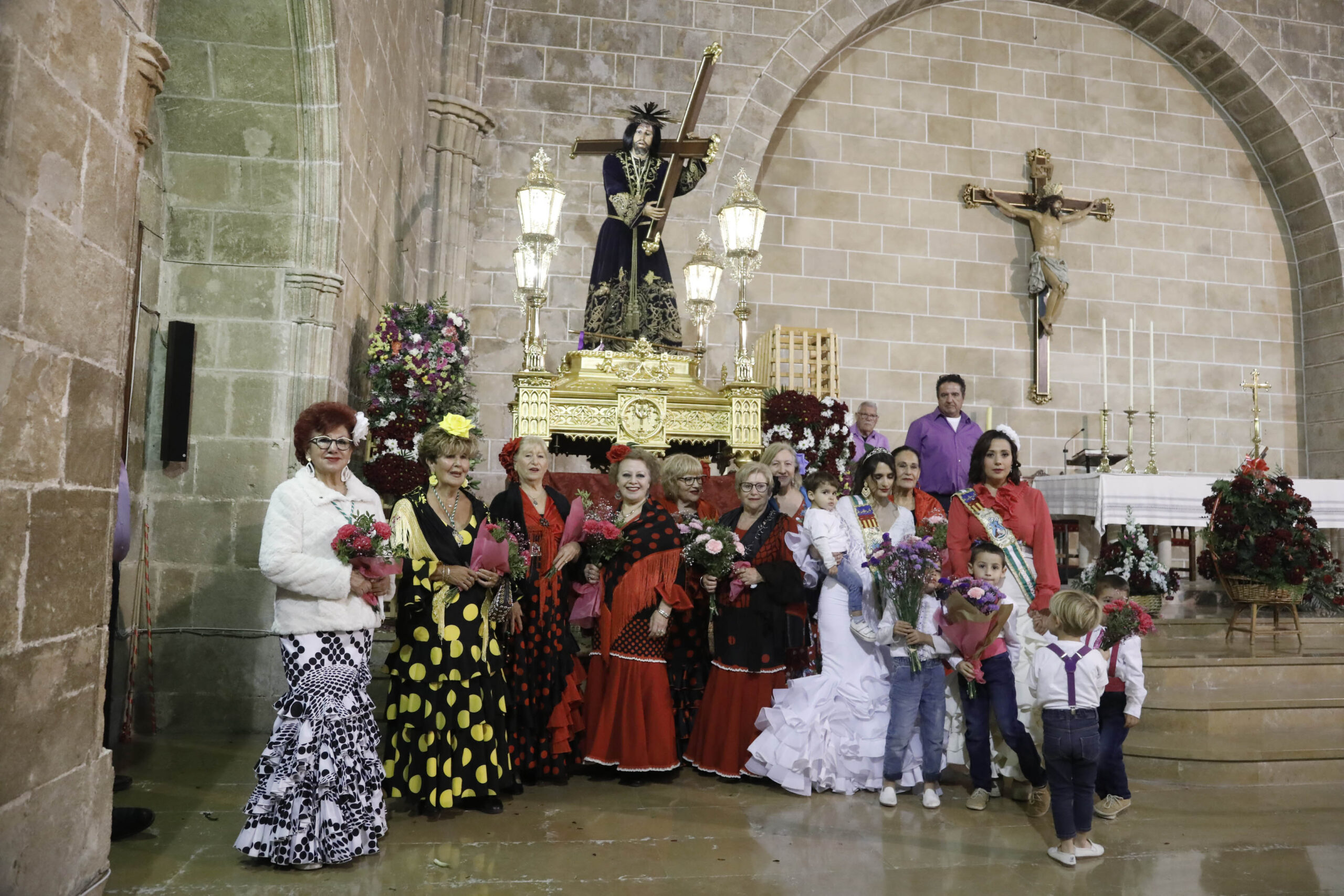 Ofrenda de flores a Jesús Nazareno (52)