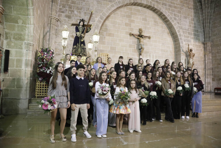 Ofrenda de flores a Jesús Nazareno (57)