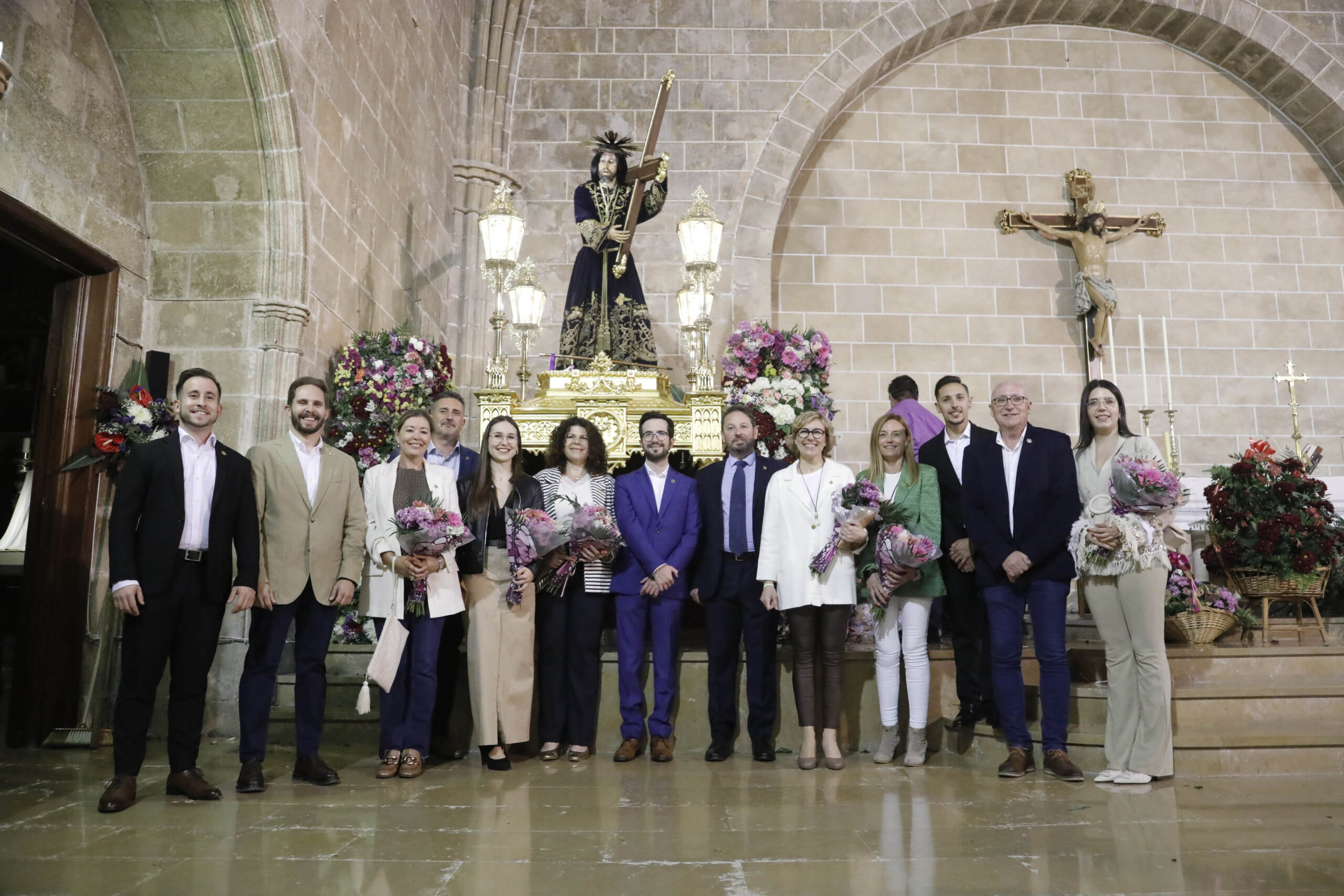 Ofrenda de flores a Jesús Nazareno (68)