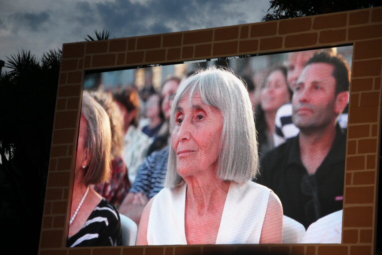 Acto homenaje a reinas y presidentes por el 75 aniversario de Fogueres Xàbia (11)