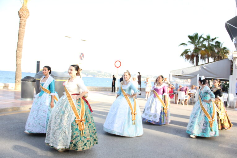 Quintas a su paso por Duanes de la Mar en el Pasacalle de Sectores