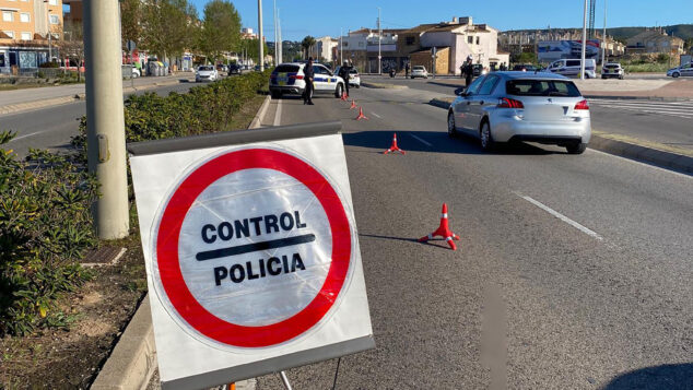 Imagen: Control policial en Xàbia (archivo)