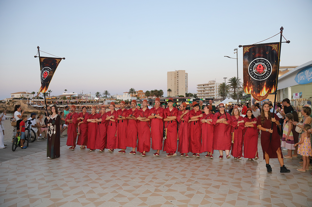 Filà Schaitans en el desfile del Arenal de Xàbia