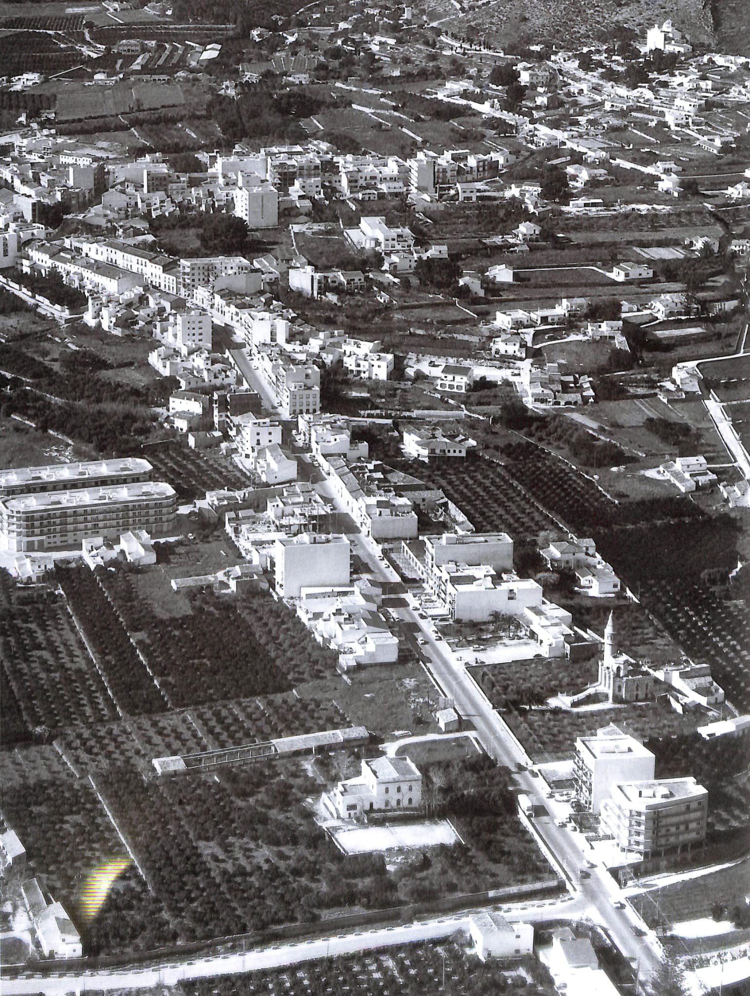 Imagen aérea con vista del castillo de Xàbia