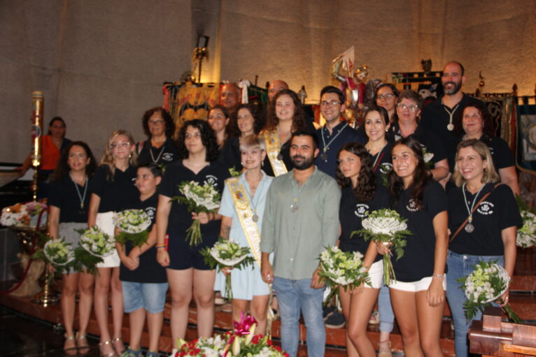 Comissió Mare de Déu de Loreto en la ofrenda de flores de Moros i Cristians