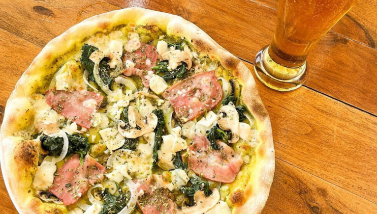 Pizzas con ingredientes de alta calidad en Restaurante La Fontana