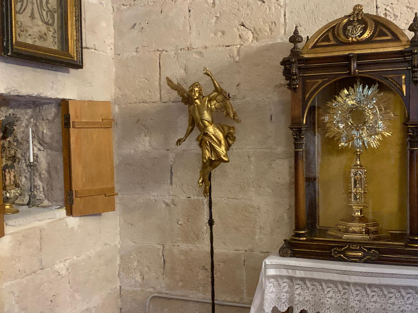 Museo sacro en la Iglesia San Bartolomé de Xàbia (8)