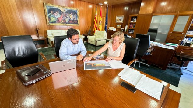 Imagen: Reunión alcaldesa con la Dirección General de Puertos