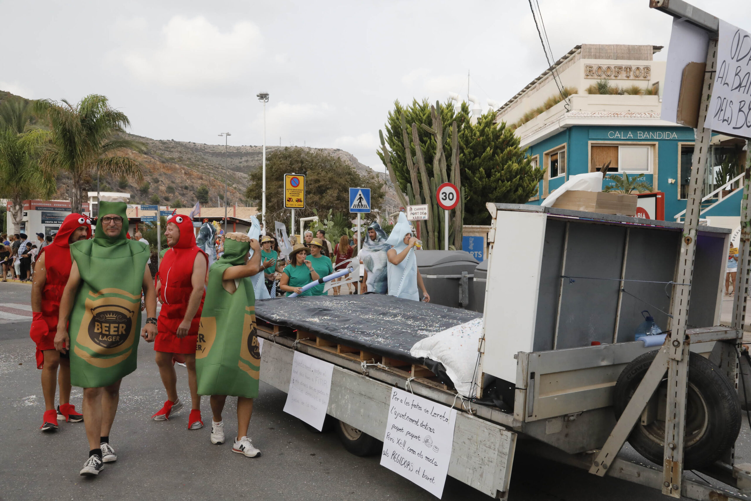 Carrozas Fiestas de Loreto 2024 (19)