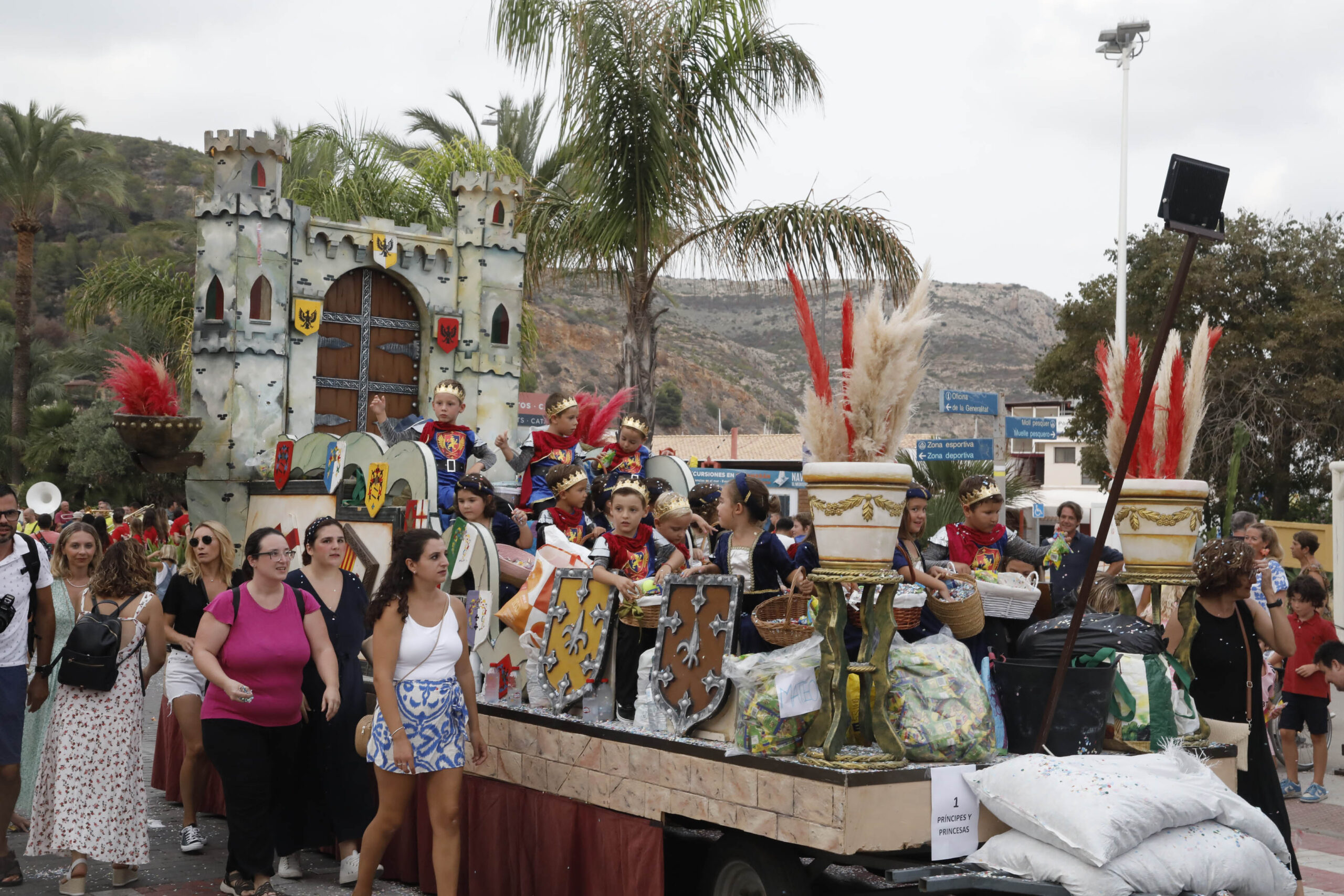 Carrozas Fiestas de Loreto 2024 (32)