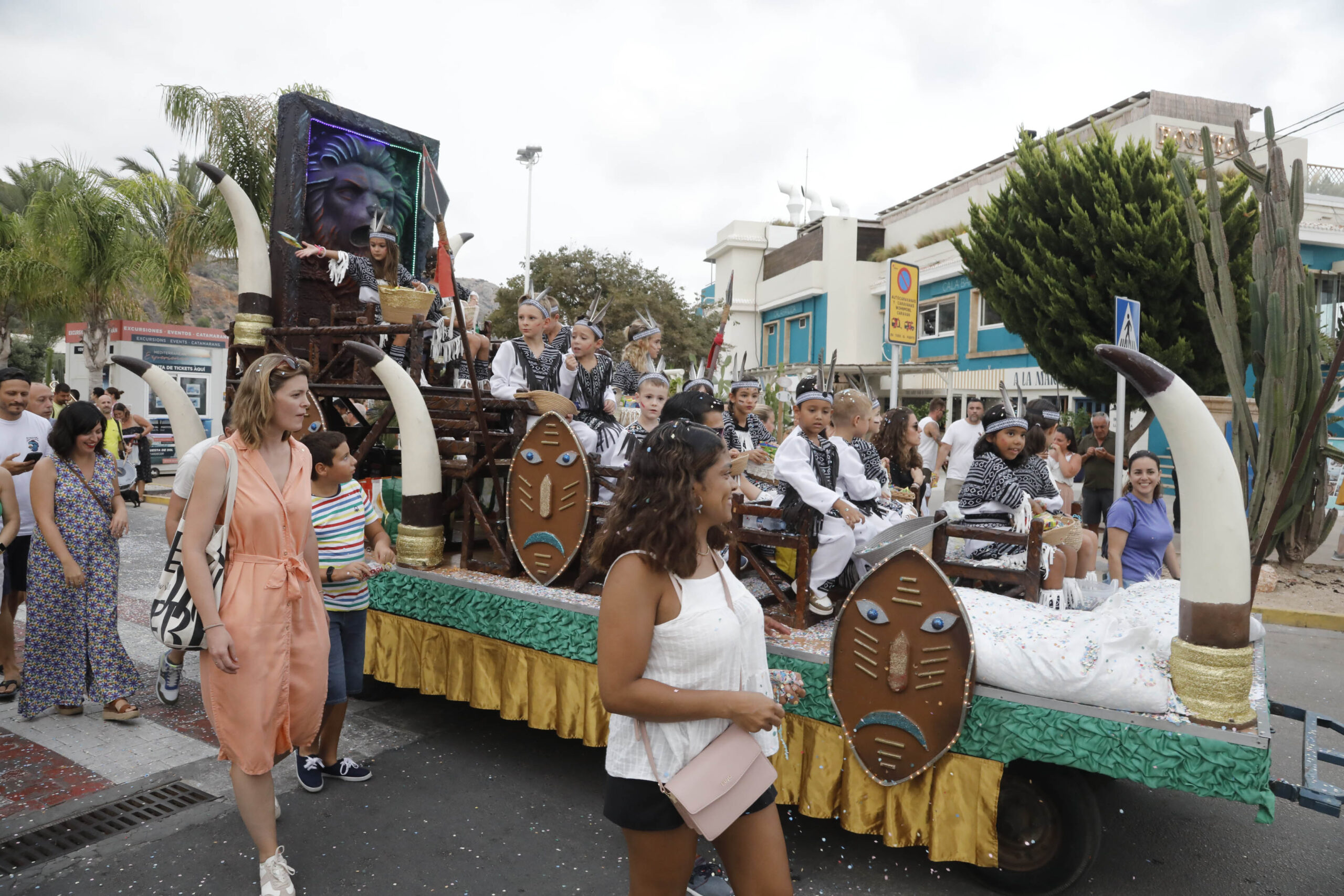 Carrozas Fiestas de Loreto 2024 (35)