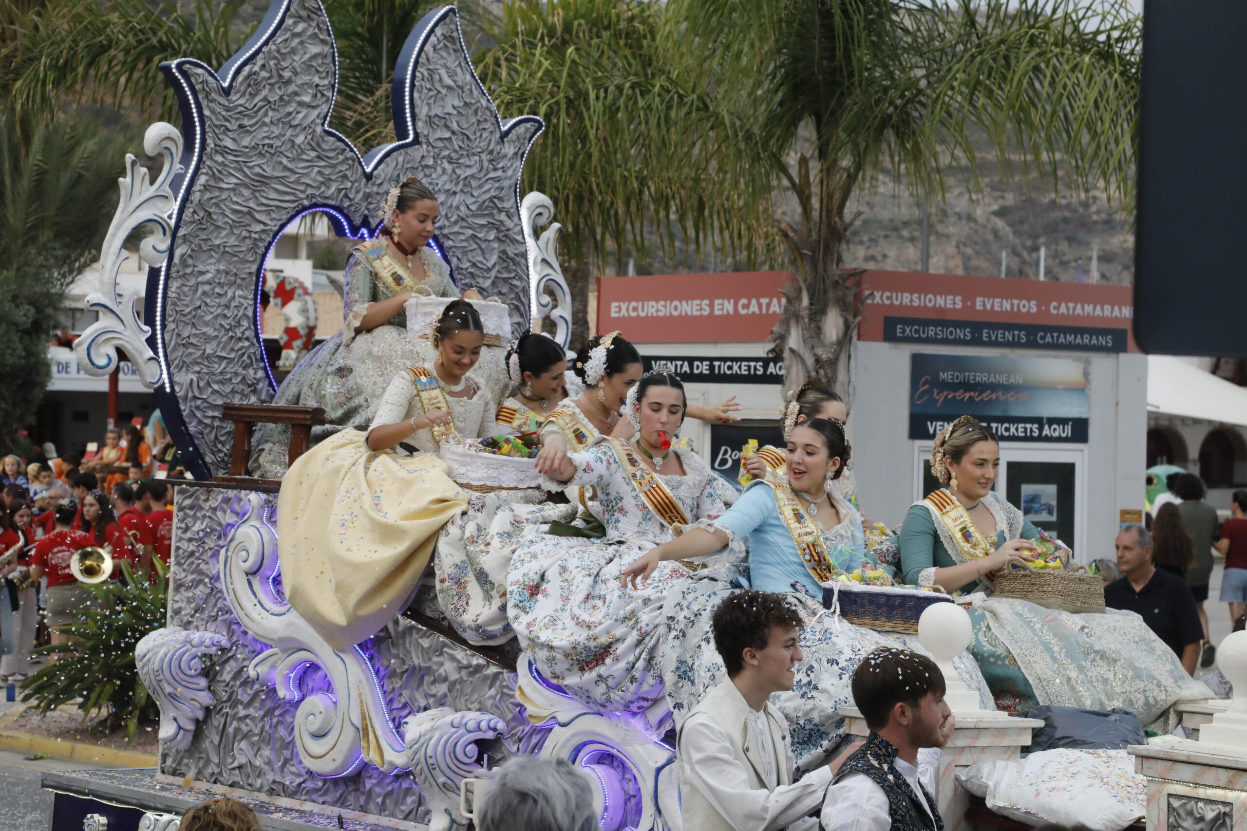 Carrozas Fiestas de Loreto 2024 (59)