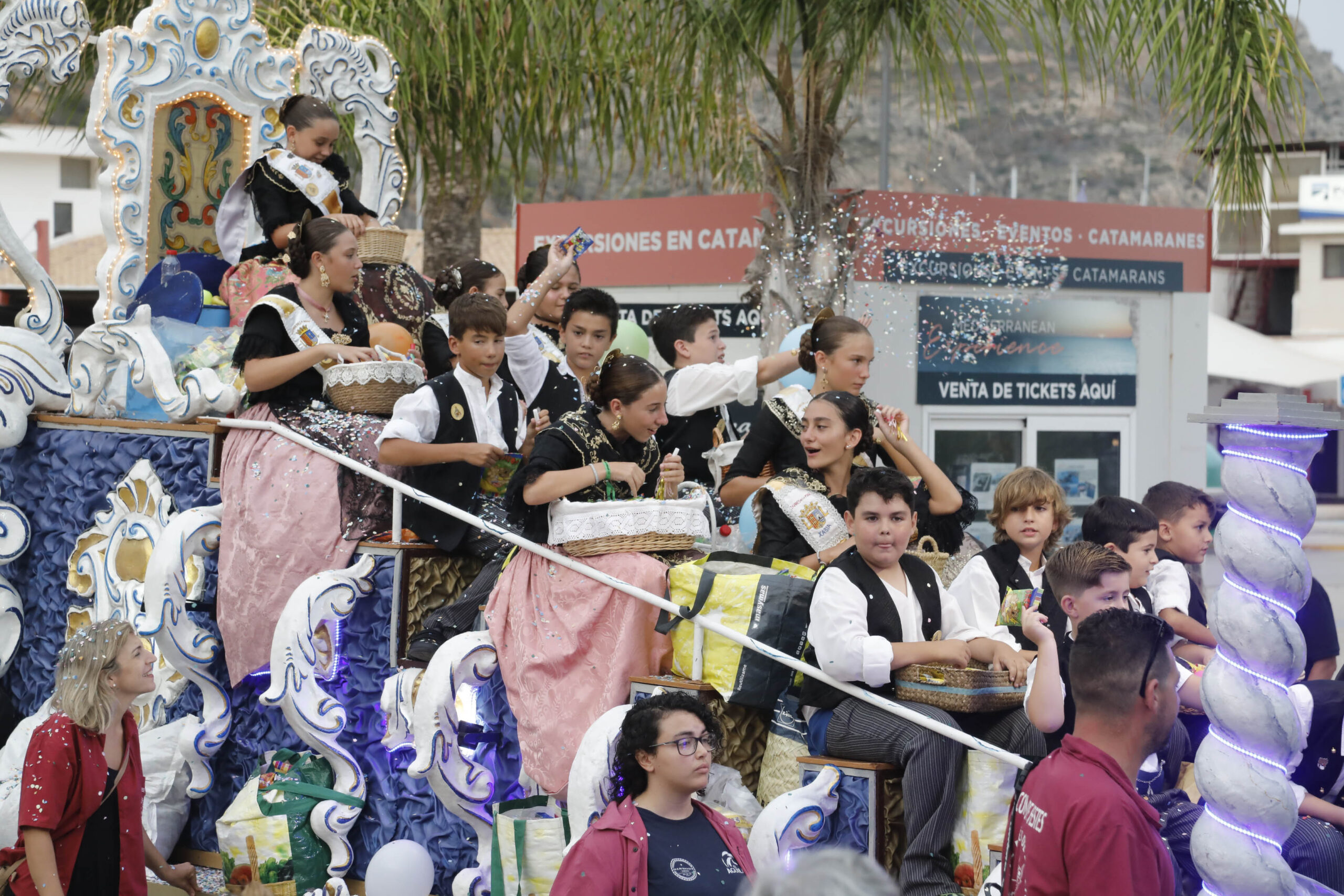 Carrozas Fiestas de Loreto 2024 (64)