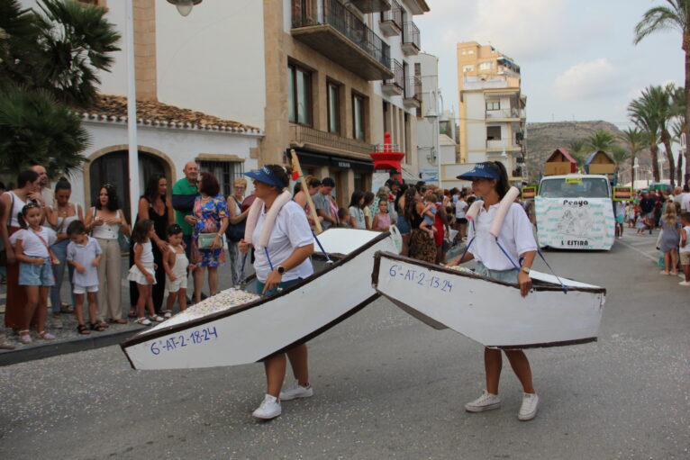 Desfile Carrozas Loreto 2024 (3)