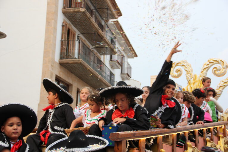 Desfile Carrozas Loreto 2024 (37)