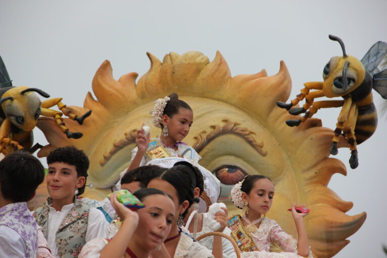 Desfile Carrozas Loreto 2024 (44)