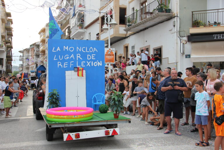 Desfile Carrozas Loreto 2024 (9)