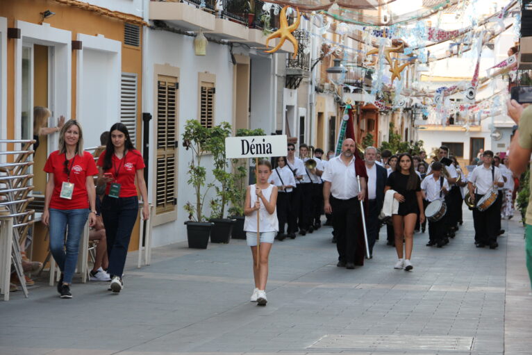 Encuentro comarcal de Bandas de Musica en el 60 aniversario de la banda de Xàbia (46)