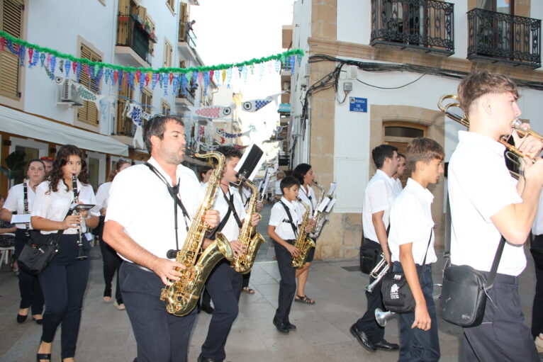 Encuentro comarcal de Bandas de Musica en el 60 aniversario de la banda de Xàbia (55)