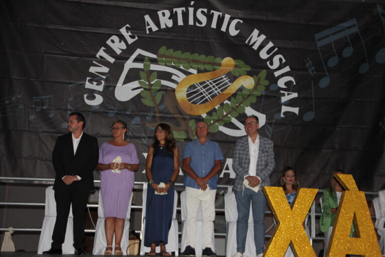 Presidentes del CAM en el Encuentro comarcal de Bandas de Música en el 60 aniversario de la banda de Xàbia