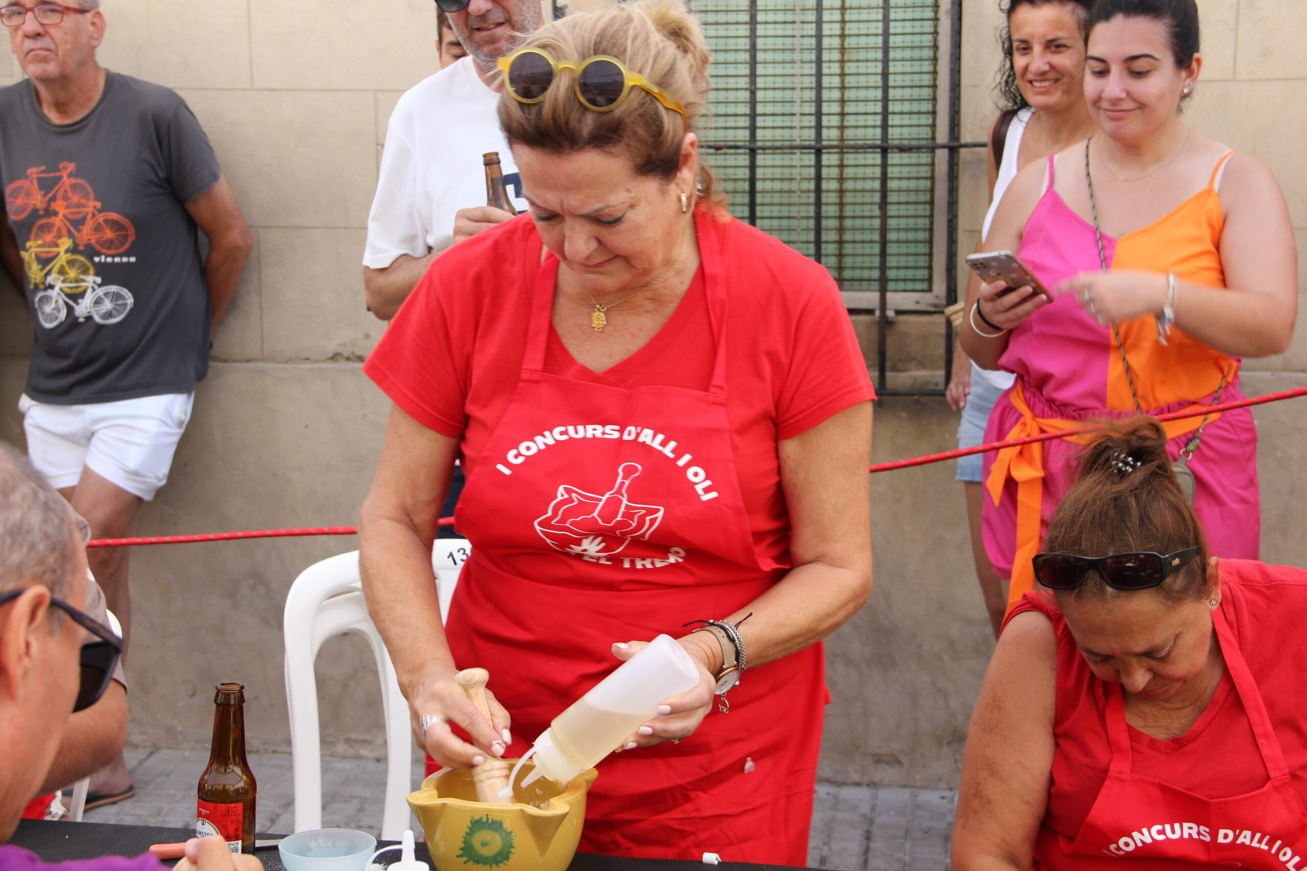 I Concurso de alioli tradicional con mortero (16)