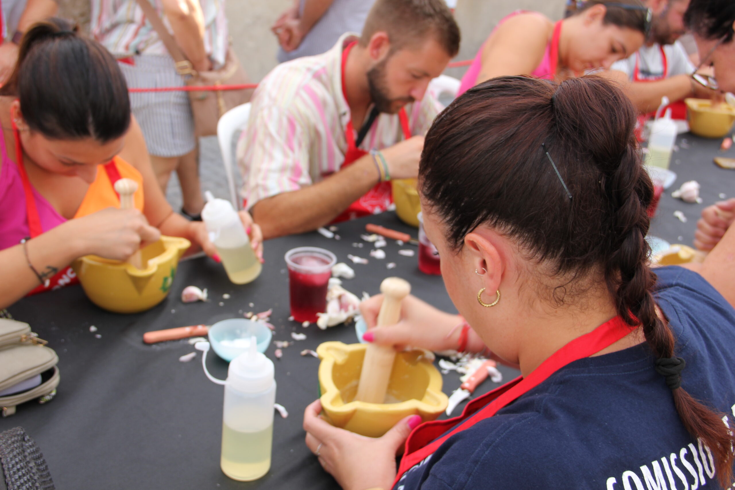 I Concurso de alioli tradicional con mortero (24)