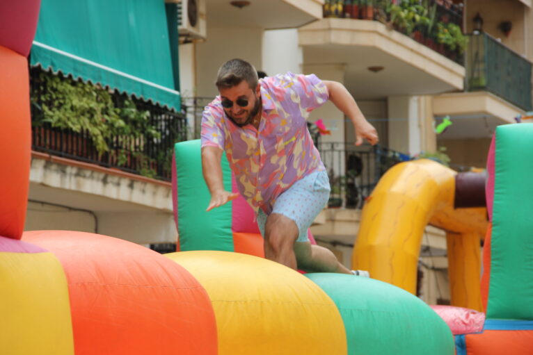 Las peñas marineras participan en el Gran Prix de las Fiestas de Loreto Xàbia (9)