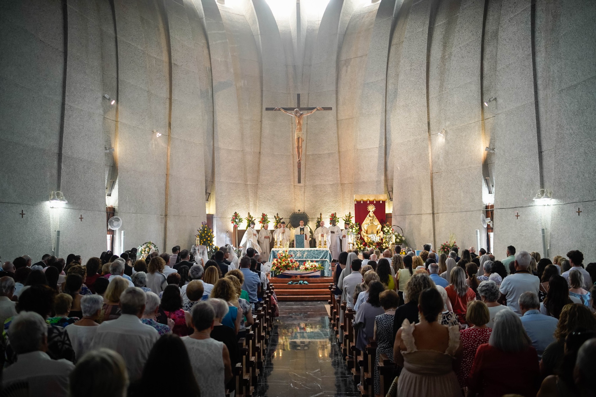 Misa en honor a la Virgen de Loreto