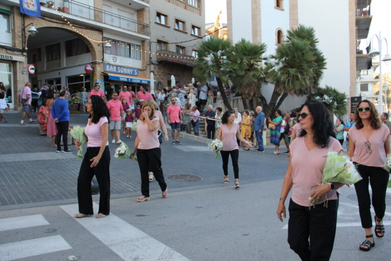 Ofrenda de Flores en honor a la Mare de Déu de Loreto de Xàbia (112)