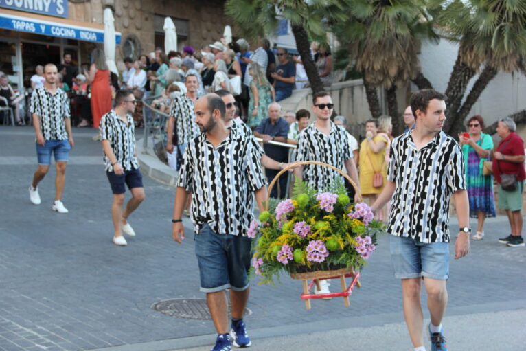 Ofrenda de Flores en honor a la Mare de Déu de Loreto de Xàbia (115)