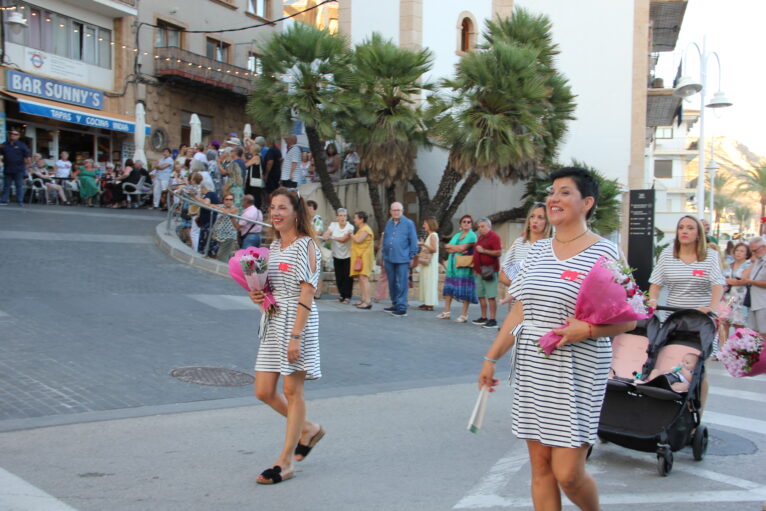 Ofrenda de Flores en honor a la Mare de Déu de Loreto de Xàbia (15)