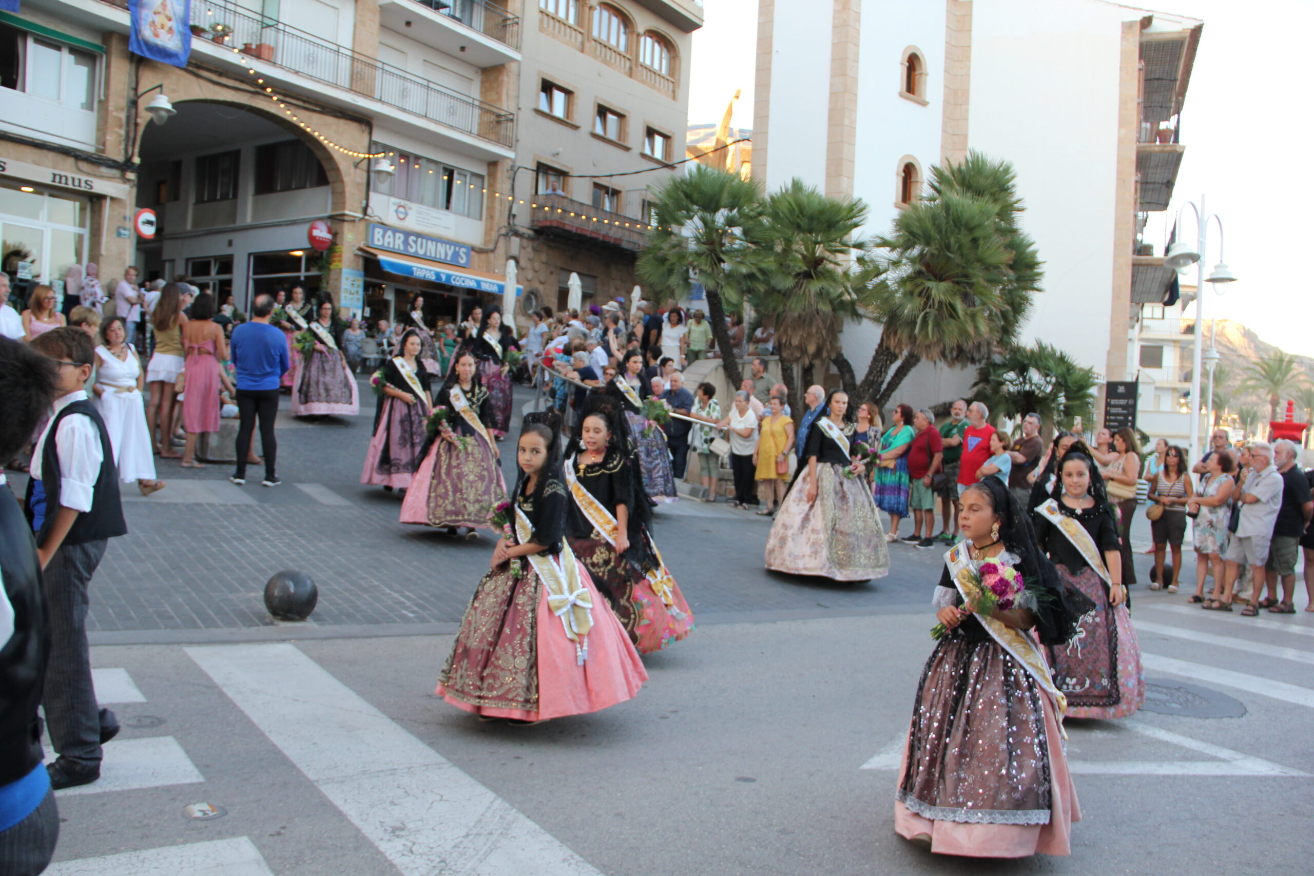 Ofrenda de Flores en honor a la Mare de Déu de Loreto de Xàbia (40)