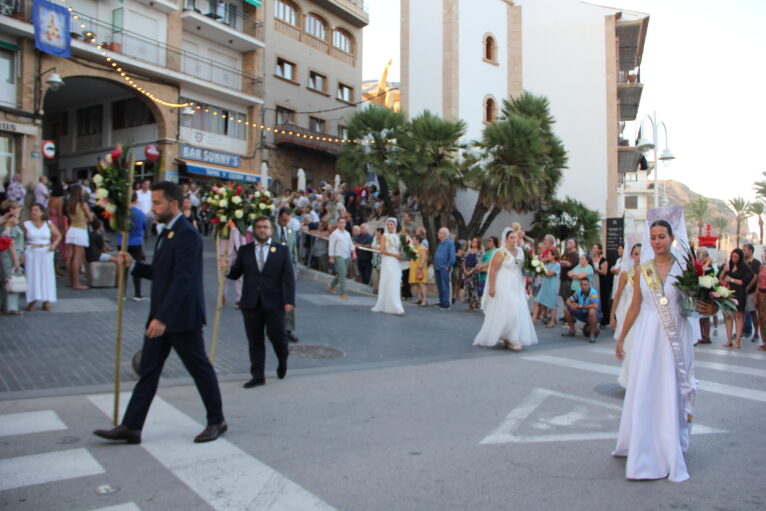 Ofrenda de Flores en honor a la Mare de Déu de Loreto de Xàbia (52)